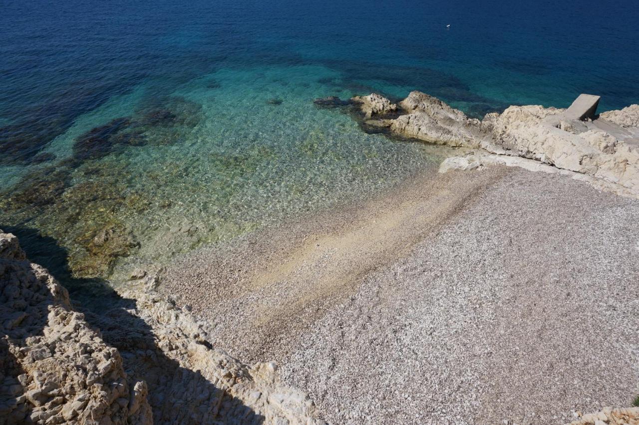 Apartment Suzie Q - Intermezzo With Sea View Rabac Exterior foto