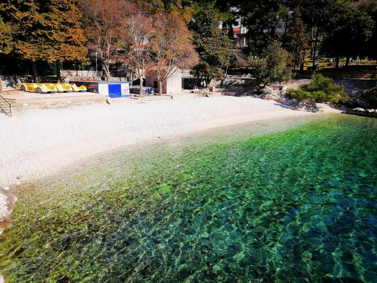 Apartment Suzie Q - Intermezzo With Sea View Rabac Exterior foto