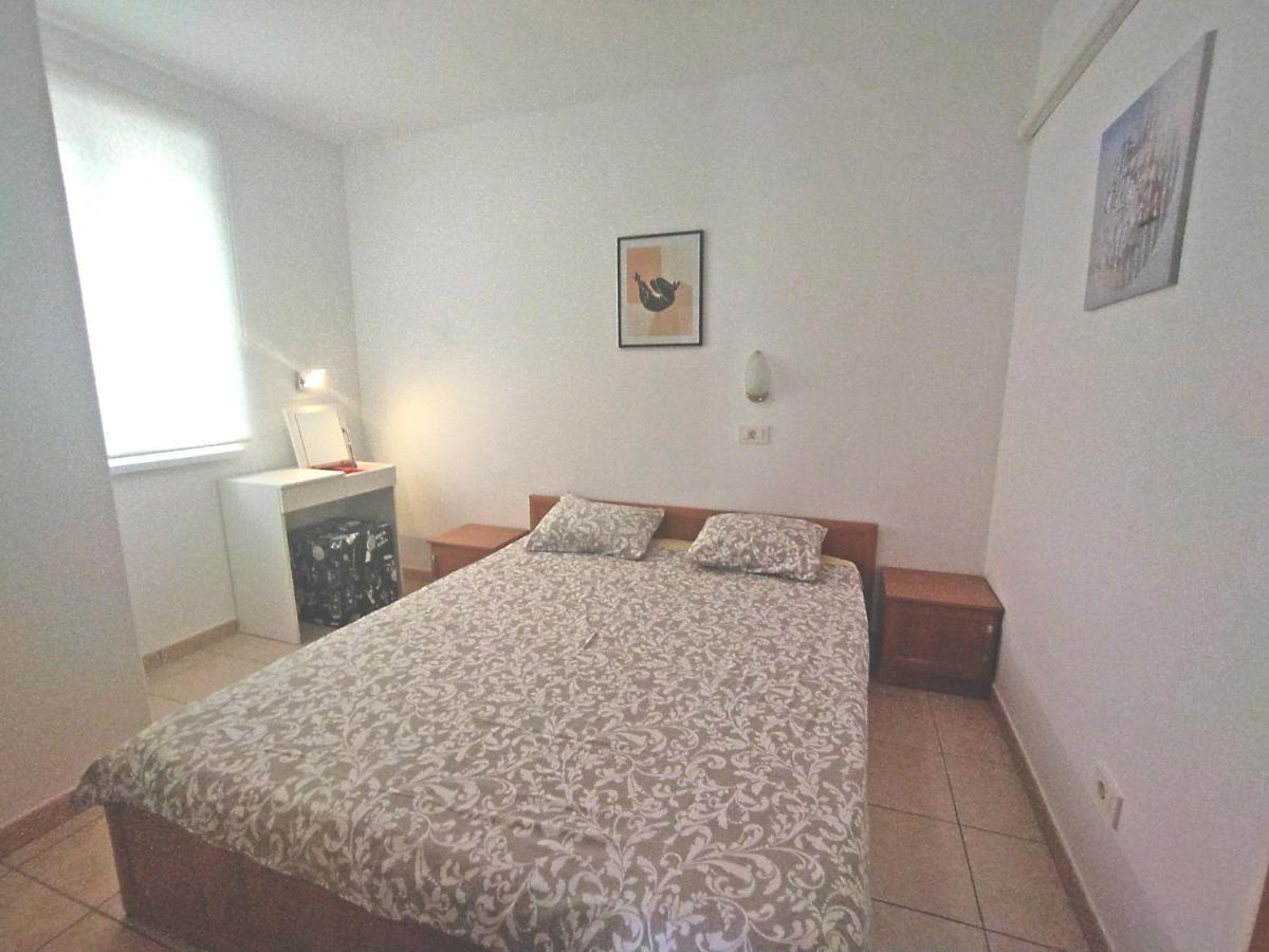 Apartment Suzie Q - Intermezzo With Sea View Rabac Exterior foto